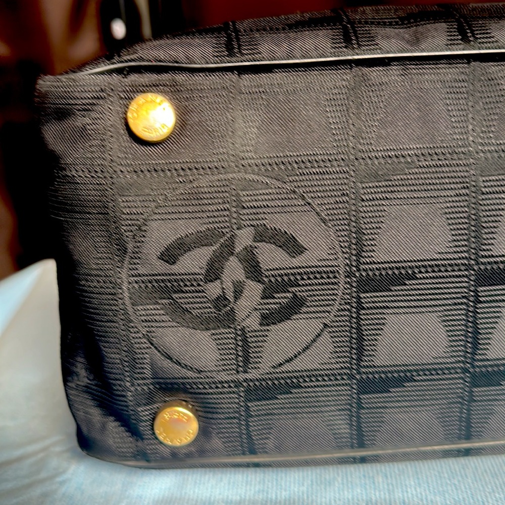 🖤Chanel Travel Ligne Boston Bag🖤 - Picture 7 of 14